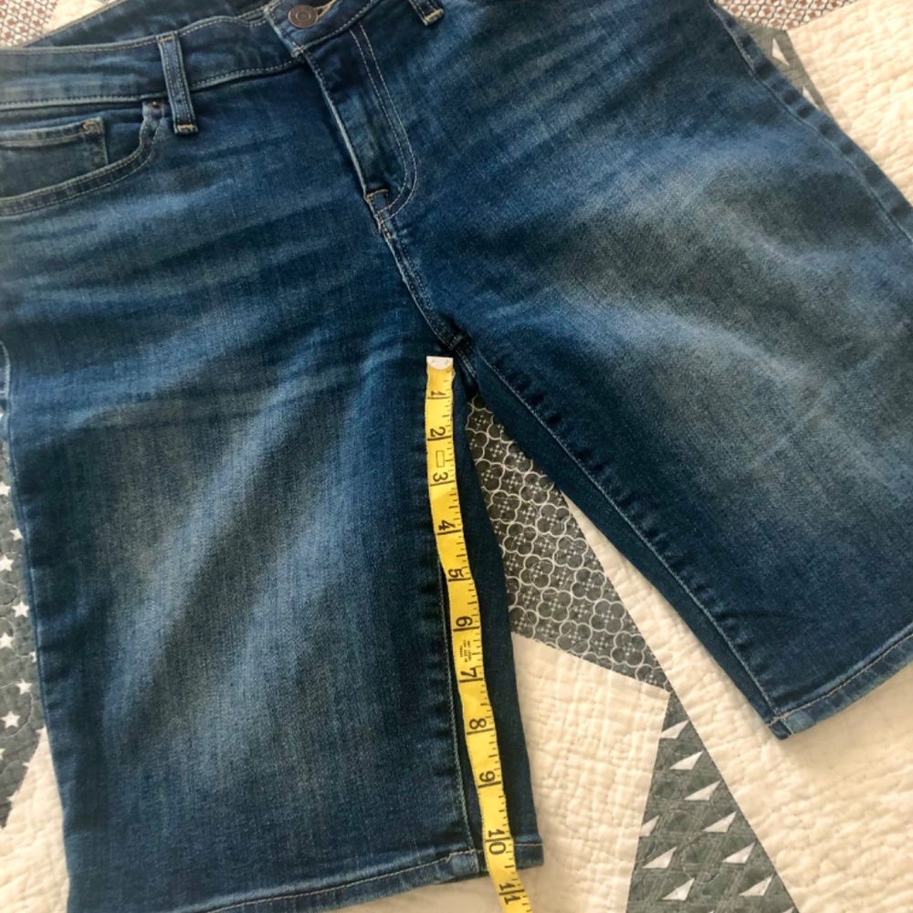 Liz Claiborne Gray Denim Capris & Lucky Brand Bermuda Denim Shorts - Picture 5 of 13